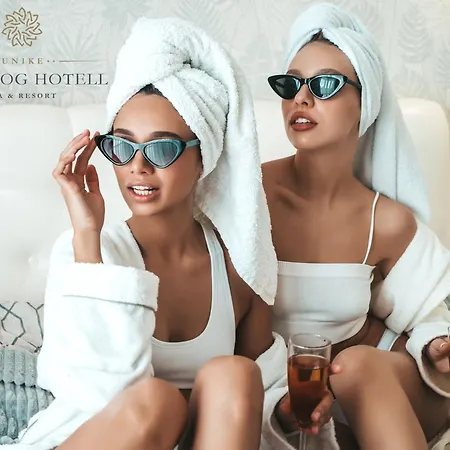 Hotel Romskog & - Unike 4*