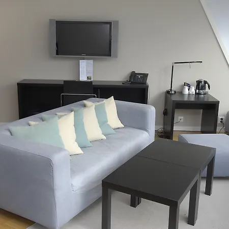 Romskog & - Unike 4*