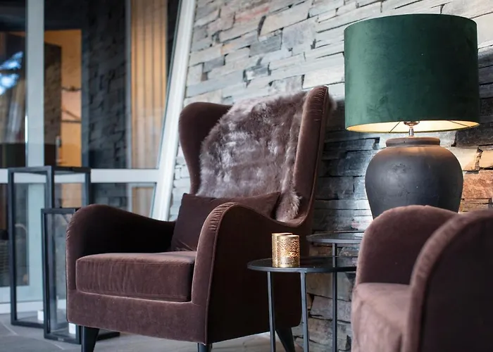 Romskog & - Unike 4*