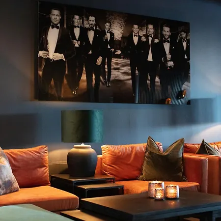 Otel Romskog & - Unike 4*