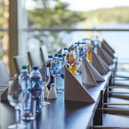 Otel Romskog & - Unike 4*