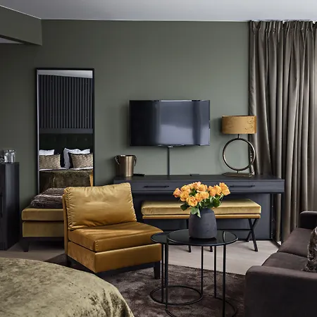 Romskog & - Unike Otel