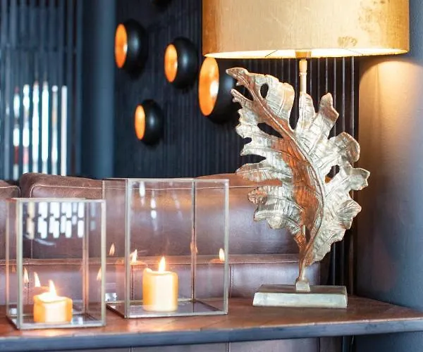 Romskog & - Unike מלון 4*